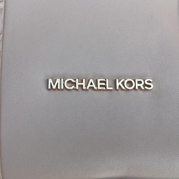 Michael Kors Mercer Medium NS Shopper Handbag Crossbody Tote Bag In Buff - Picture 9 of 10